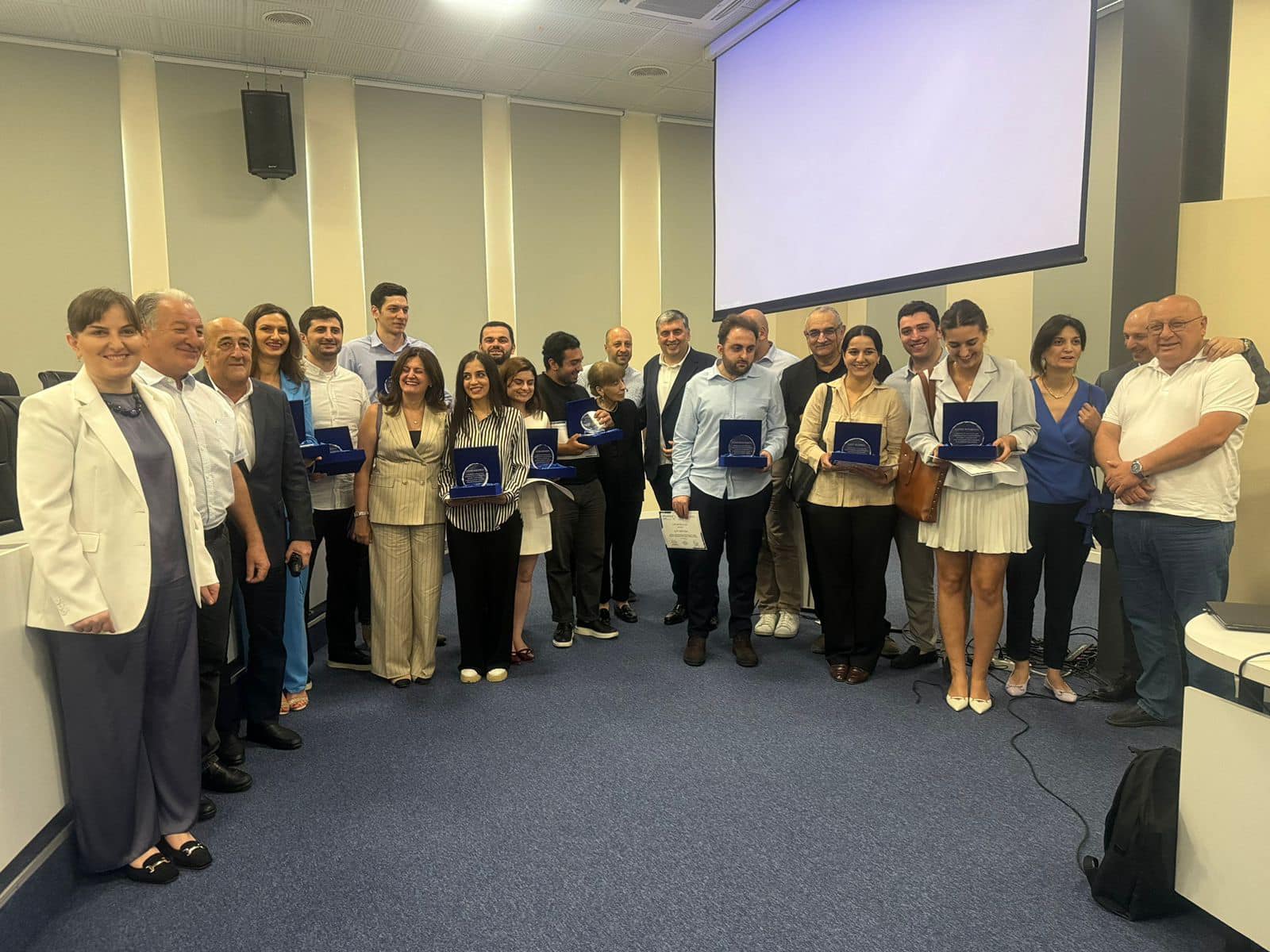 თბილისის სახელმწიფო სამედიცინო უნივერსიტეტში ავთანდილ ჯორბენაძის მემორიალური, რეზიდენტთა პირველი სამეცნიერო კონფერენცია გაიმართა